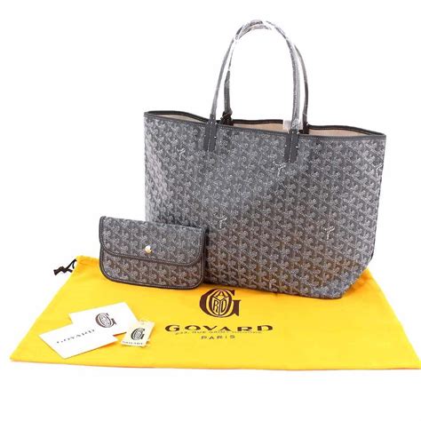 goyard pm bag size.